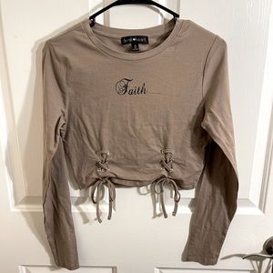 Derek Heart Faith Crop top Sz S